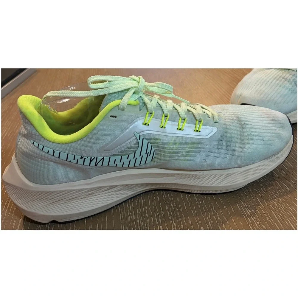 Nike Air Zoom‎ Pegasus 39 Sneakers Men 12 Barely Green Volt Shoes Low DH4071-301